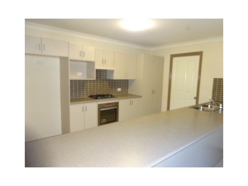 17 Duguid Close, Cessnock NSW 2325