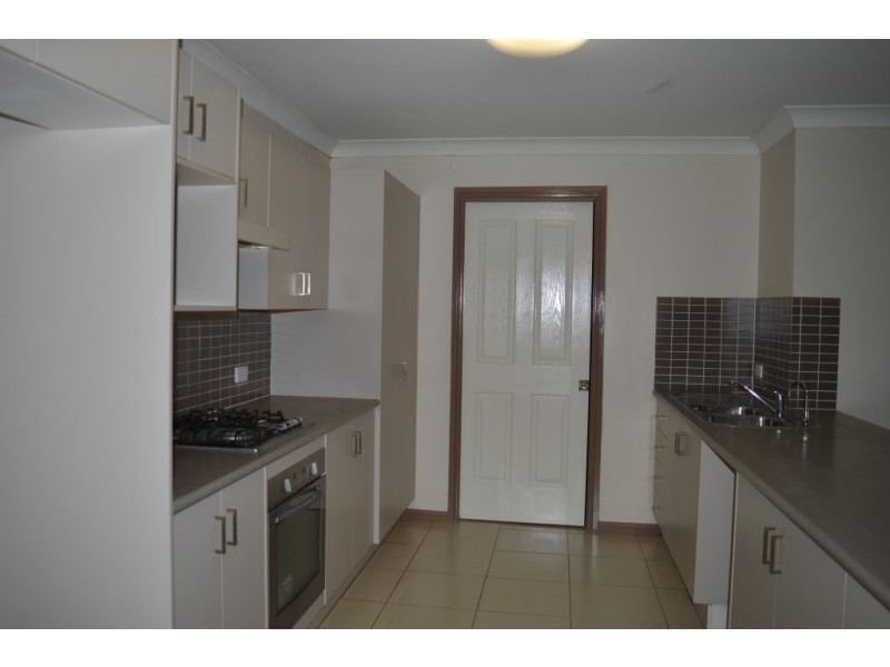 17 Duguid Cl, Cessnock NSW 2325