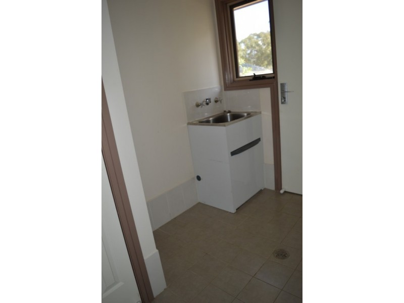 17 Duguid Cl, Cessnock NSW 2325