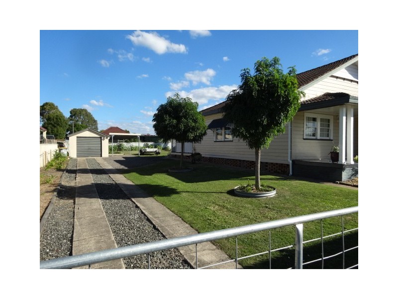 24 Swanson Street, Weston NSW 2326