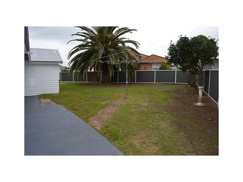 16 Ferguson Street, Cessnock NSW 2325