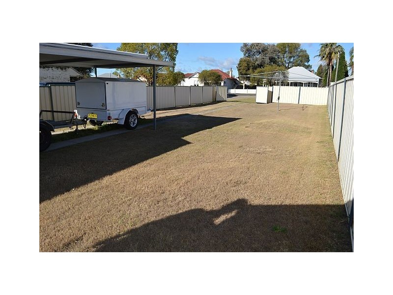 21 Railway Street, Cessnock NSW 2325