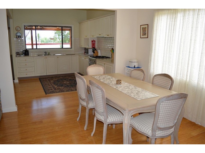 25 Burnett St, Cessnock NSW 2325