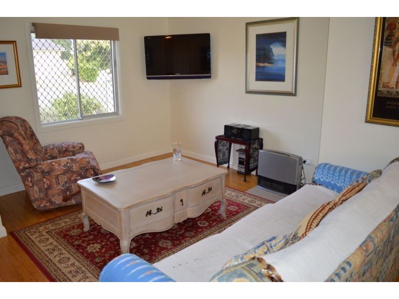 25 Burnett St, Cessnock NSW 2325