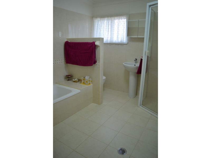 25 Burnett St, Cessnock NSW 2325