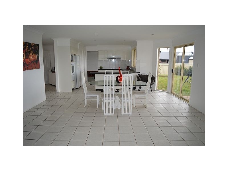 39 Lee Ann Cresent, Cessnock NSW 2325