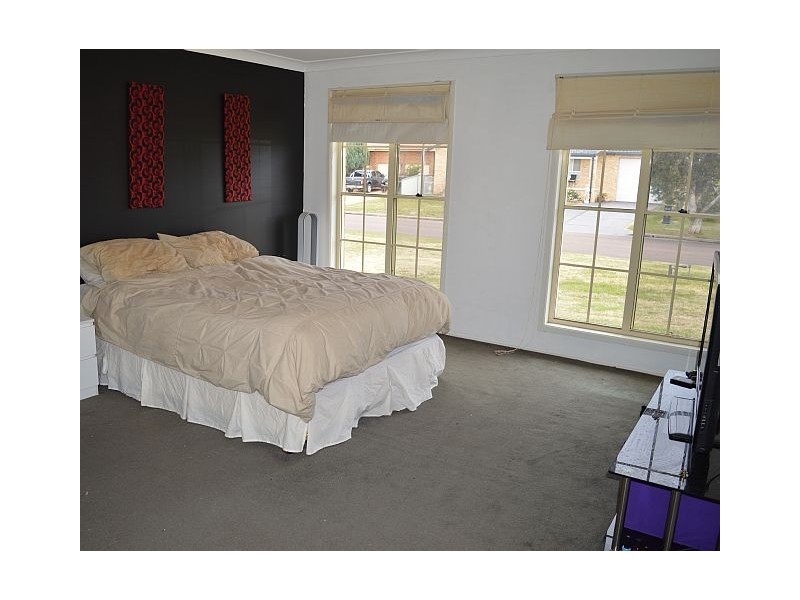 39 Lee Ann Cresent, Cessnock NSW 2325