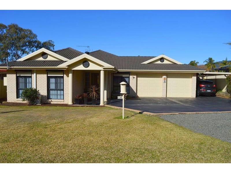 5 Wollombi Road, Millfield NSW 2325