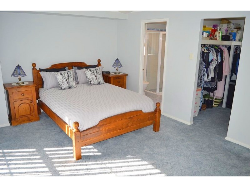 5 Wollombi Road, Millfield NSW 2325