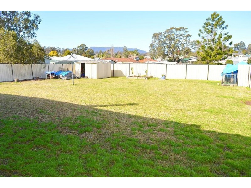 5 Wollombi Road, Millfield NSW 2325