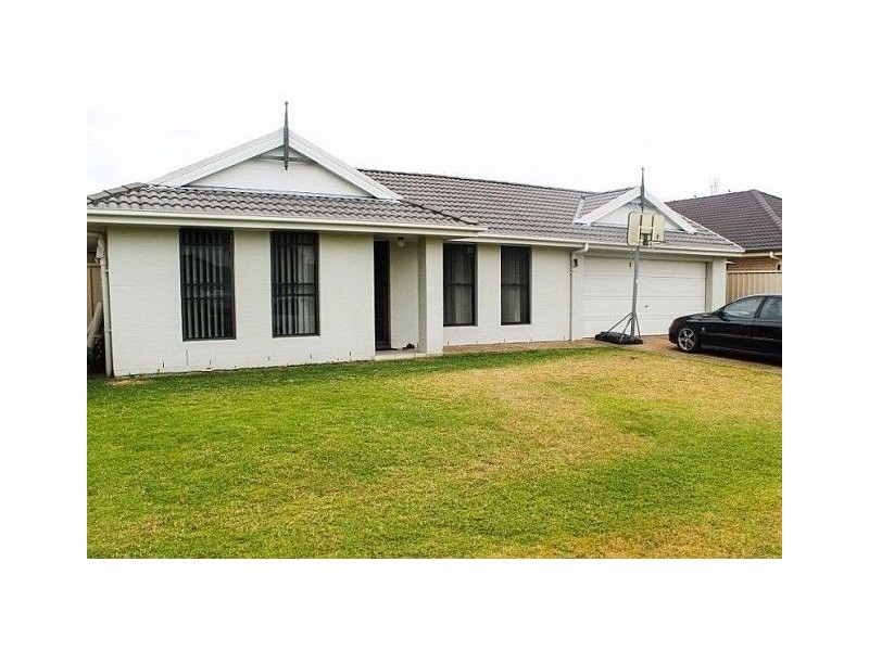 8 Alpine Avenue, Cessnock NSW 2325