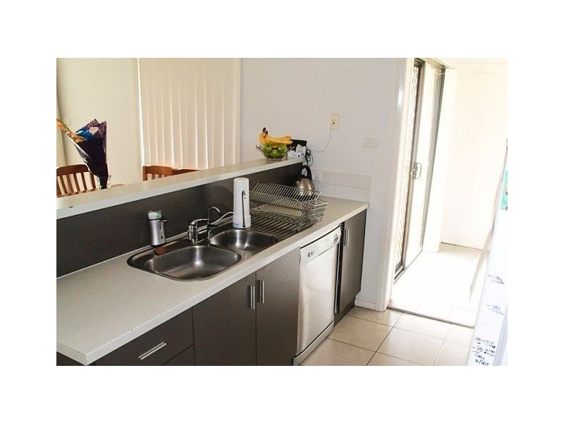 8 Alpine Avenue, Cessnock NSW 2325