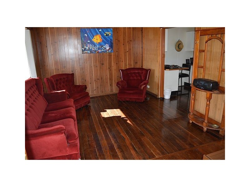 21 Railway St, Cessnock NSW 2325