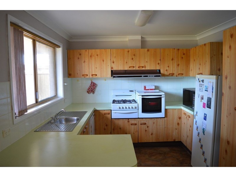 10 Comerford Close, Aberdare NSW 2325