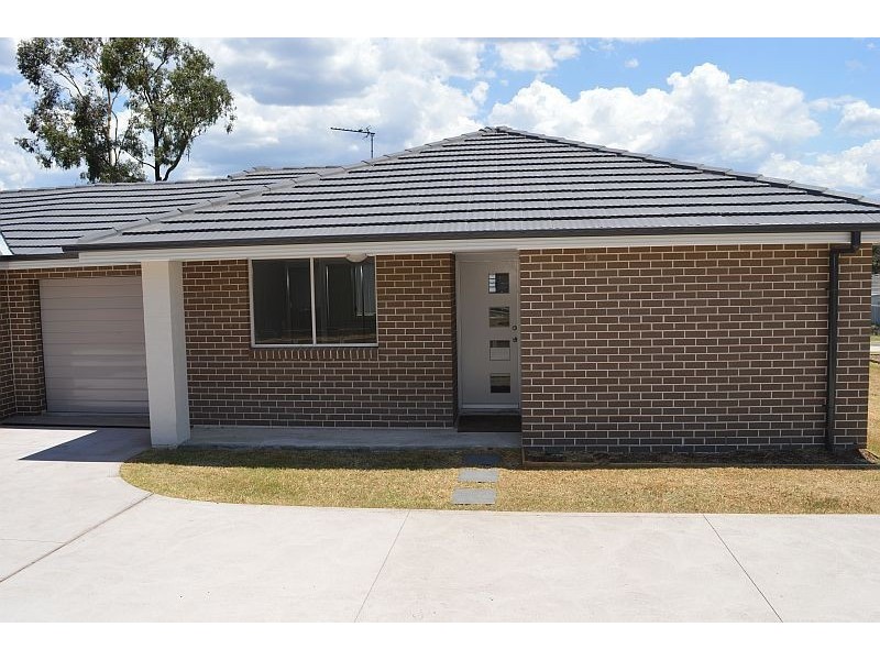 2/5 Rae Street, Cessnock NSW 2325