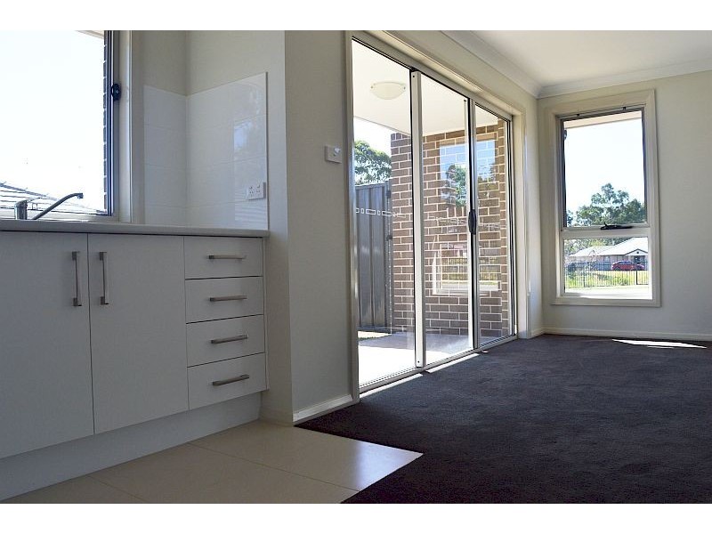 2/5 Rae Street, Cessnock NSW 2325