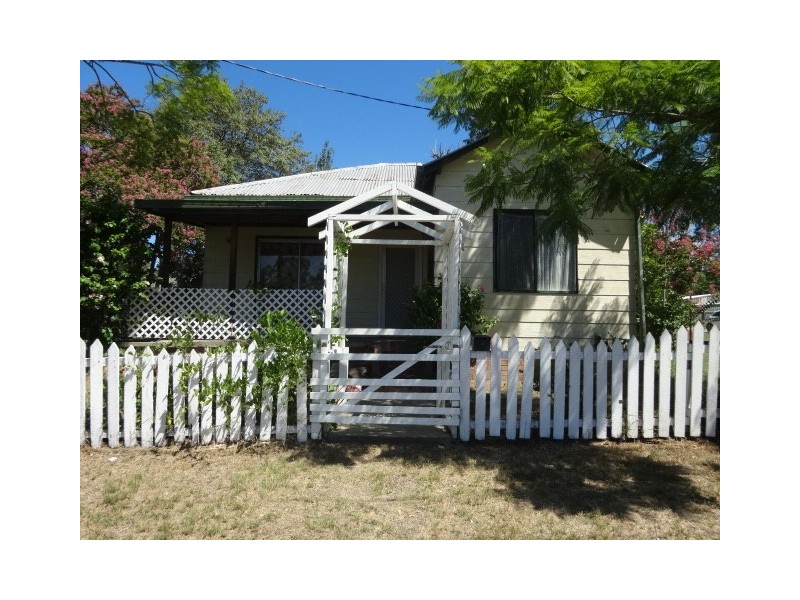 35 Alexander Street, Ellalong NSW 2325