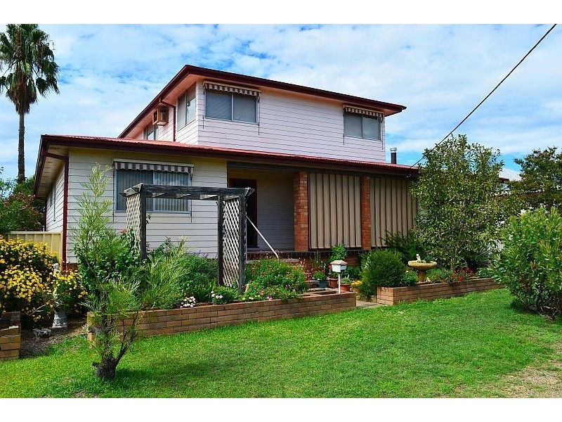 10 Fifth Street, Cessnock NSW 2325