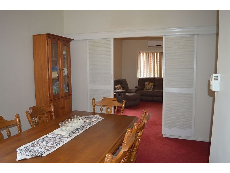 10 Fifth Street, Cessnock NSW 2325