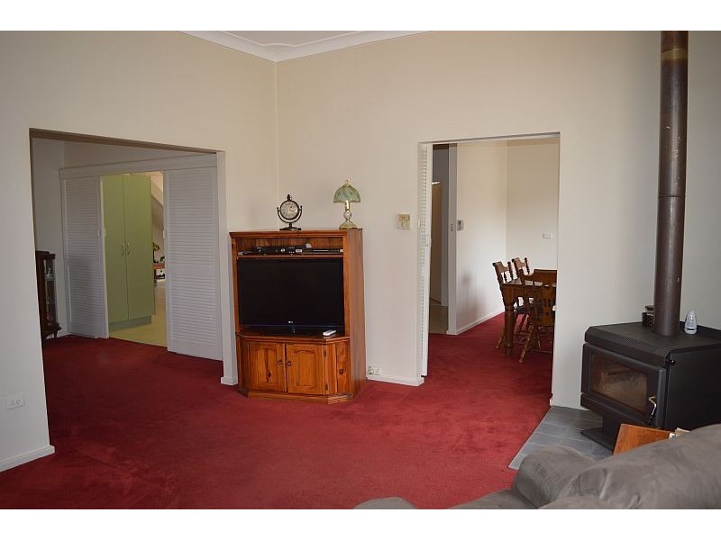 10 Fifth Street, Cessnock NSW 2325