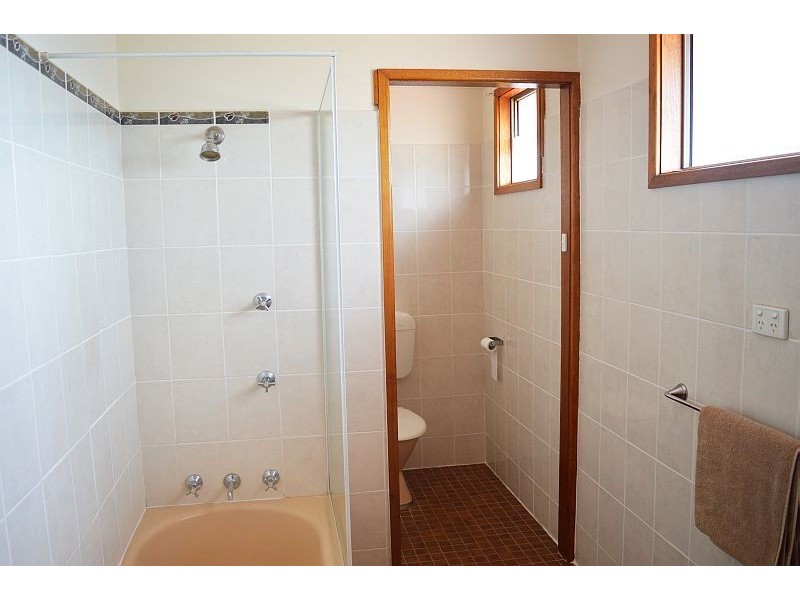 10 Fifth Street, Cessnock NSW 2325