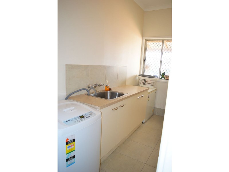 10 Fifth Street, Cessnock NSW 2325