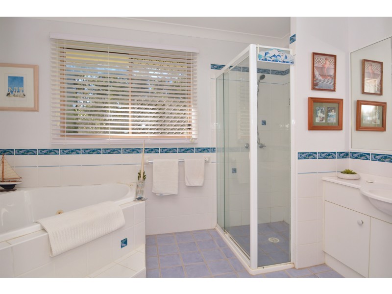 18 Bruce Street, Abernethy NSW 2325