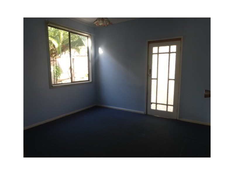 8 Cooper Street, Cessnock NSW 2325