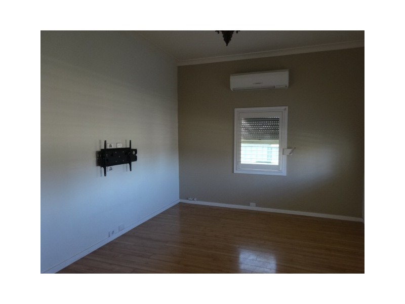 36 Vernon Street, Cessnock NSW 2325