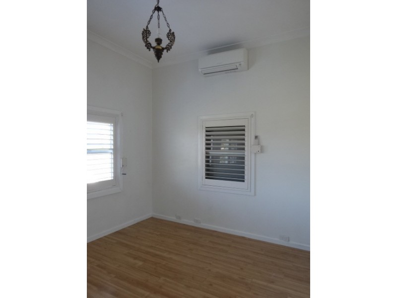 36 Vernon Street, Cessnock NSW 2325