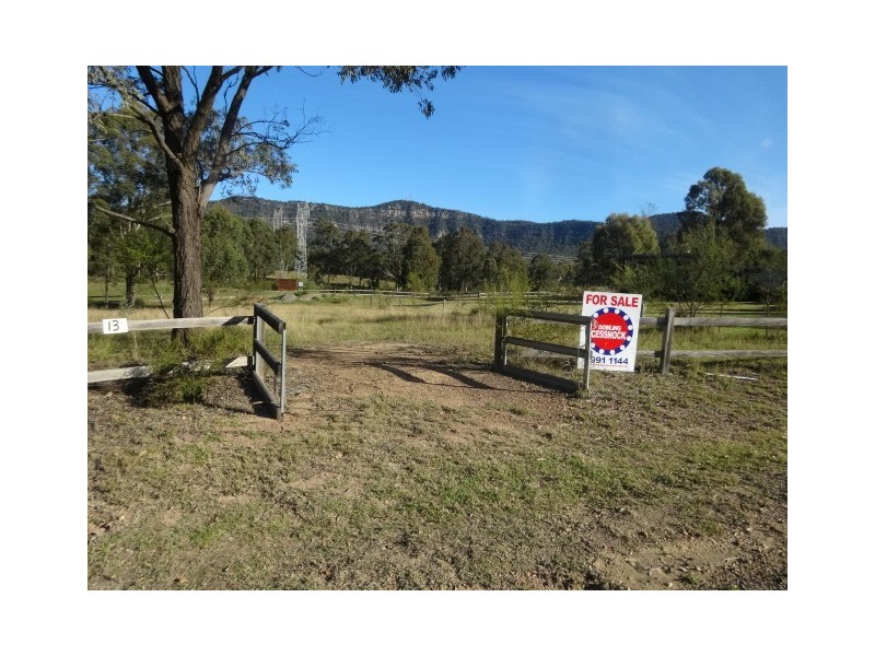 13 Bluecliff Road, Pokolbin NSW 2320