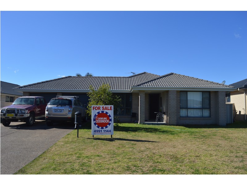 12 Garland Road, Cessnock NSW 2325
