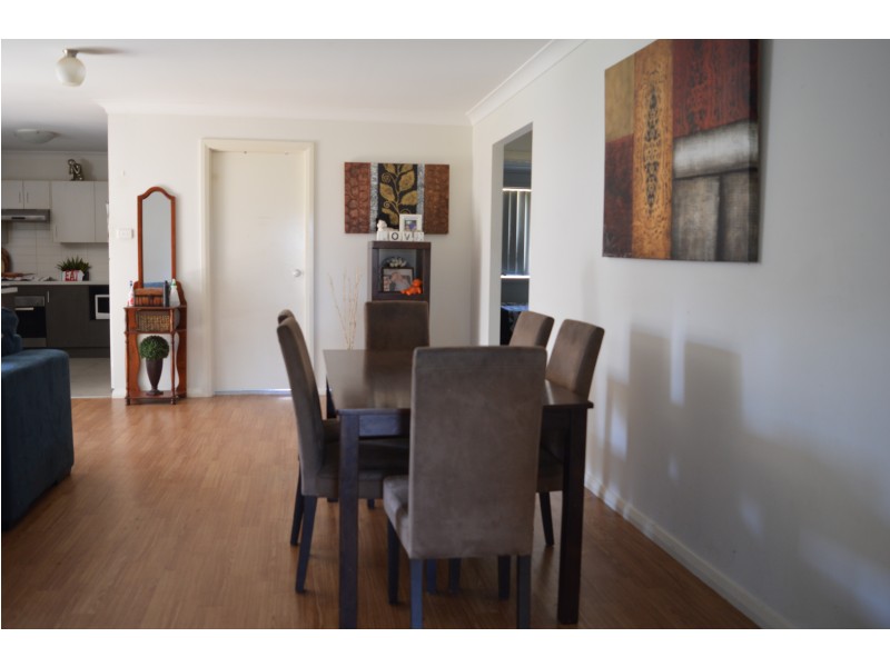 12 Garland Road, Cessnock NSW 2325
