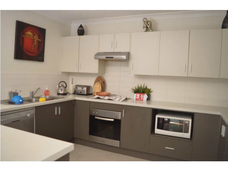 12 Garland Road, Cessnock NSW 2325