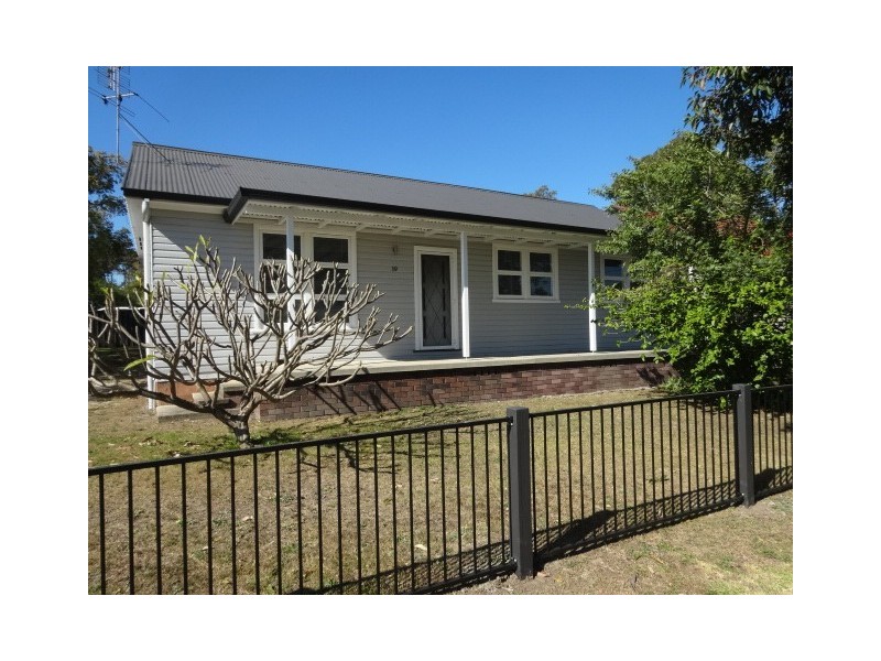 19 Wollombi Road, Cessnock NSW 2325
