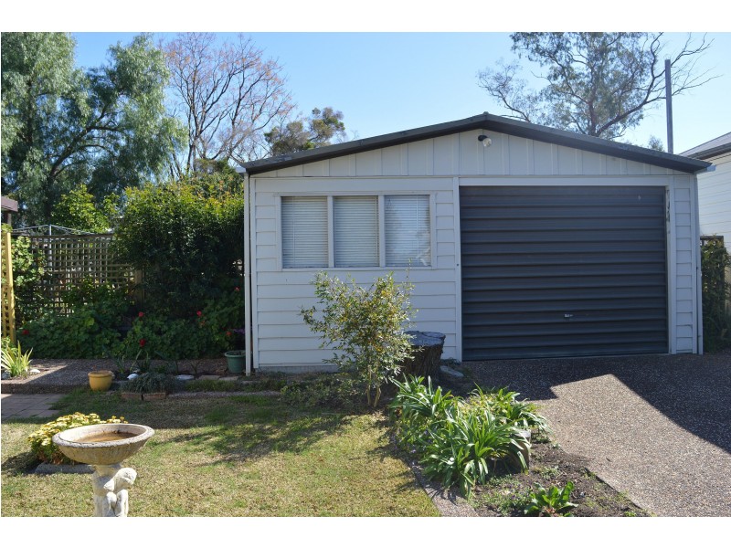 44 Daniel Street, Cessnock NSW 2325