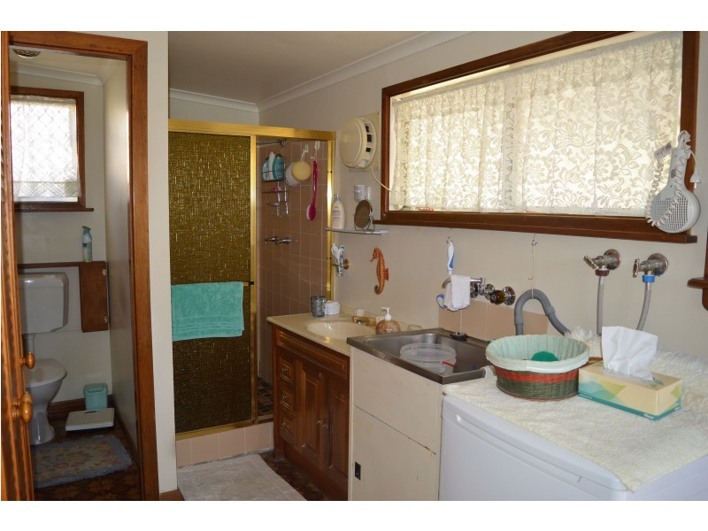 44 Daniel Street, Cessnock NSW 2325