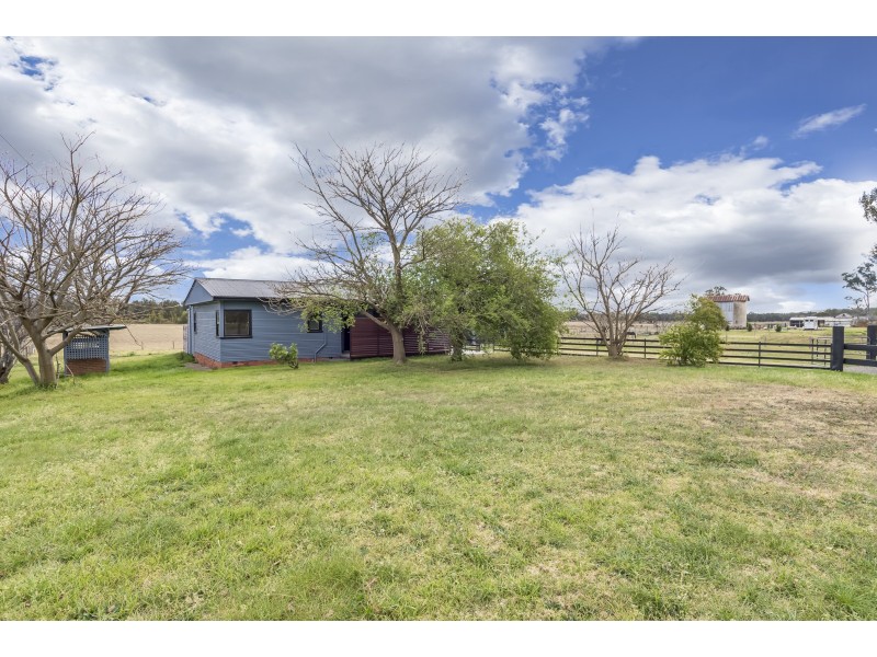 85 Lovedale Road, Lovedale NSW 2325