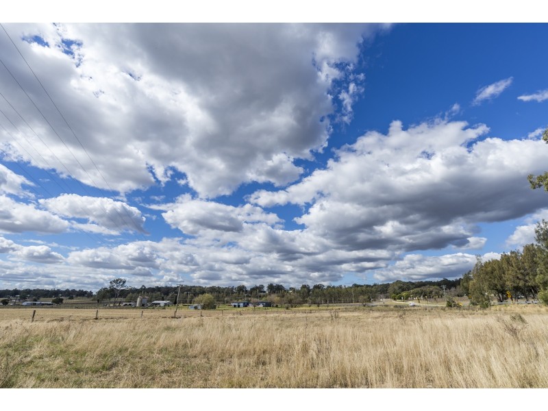 85 Lovedale Road, Lovedale NSW 2325