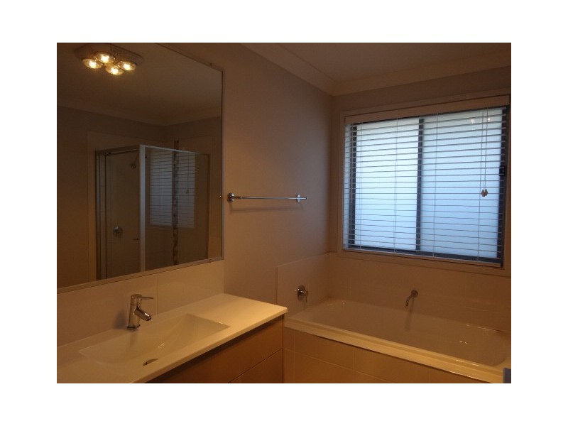 4 Gleneagles Avenue, Heddon Greta NSW 2321