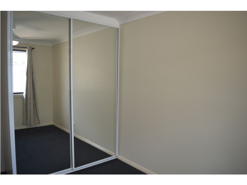 2/304 Maitland Road, Cessnock NSW 2325