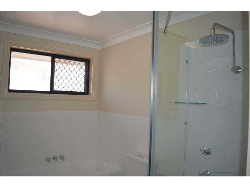 2/304 Maitland Road, Cessnock NSW 2325