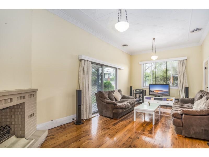 27 King St, Cessnock NSW 2325