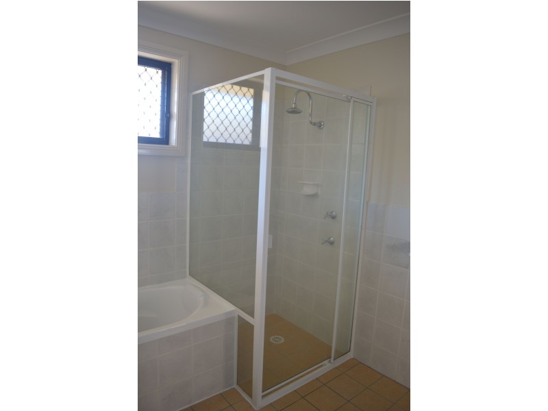 2 & 3/304 Maitland Road, Cessnock NSW 2325