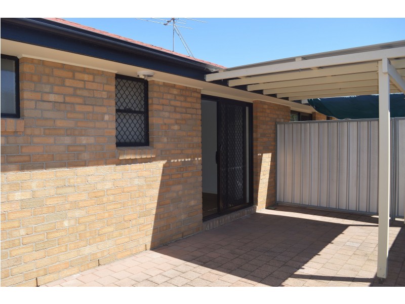 2 & 3/304 Maitland Road, Cessnock NSW 2325