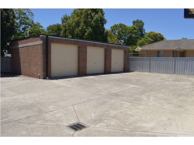 2 & 3/304 Maitland Road, Cessnock NSW 2325