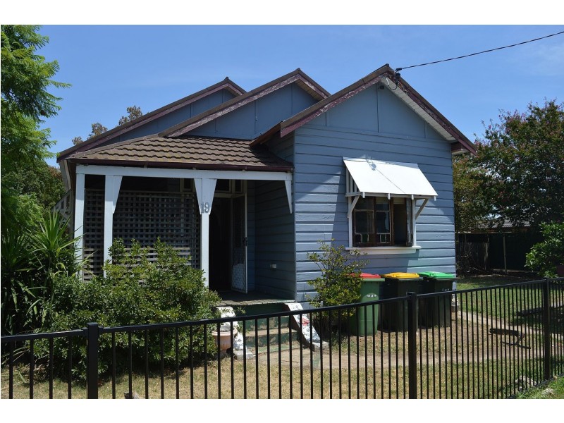 19 Mount View Road, Cessnock NSW 2325