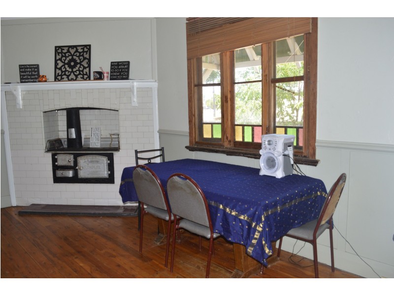19 Mount View Road, Cessnock NSW 2325
