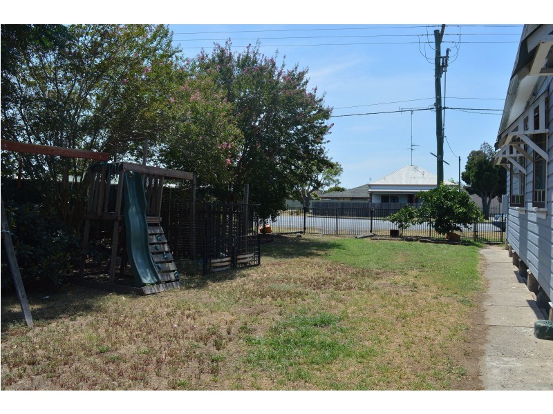 19 Mount View Road, Cessnock NSW 2325