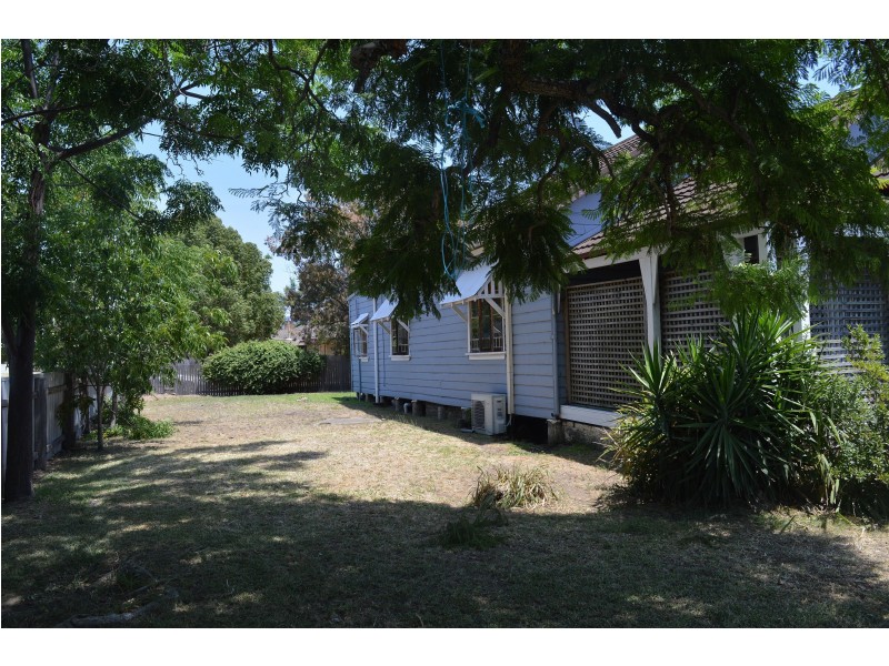 19 Mount View Road, Cessnock NSW 2325